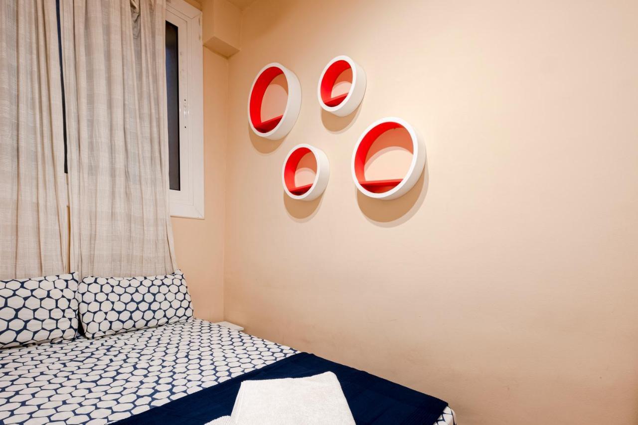 Three Bedroom Apartment In Sants Barcelone Extérieur photo